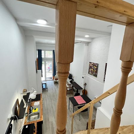 マドリードDuplex Manzanares Izq Amarillo Temporalアパートメント エクステリア 写真