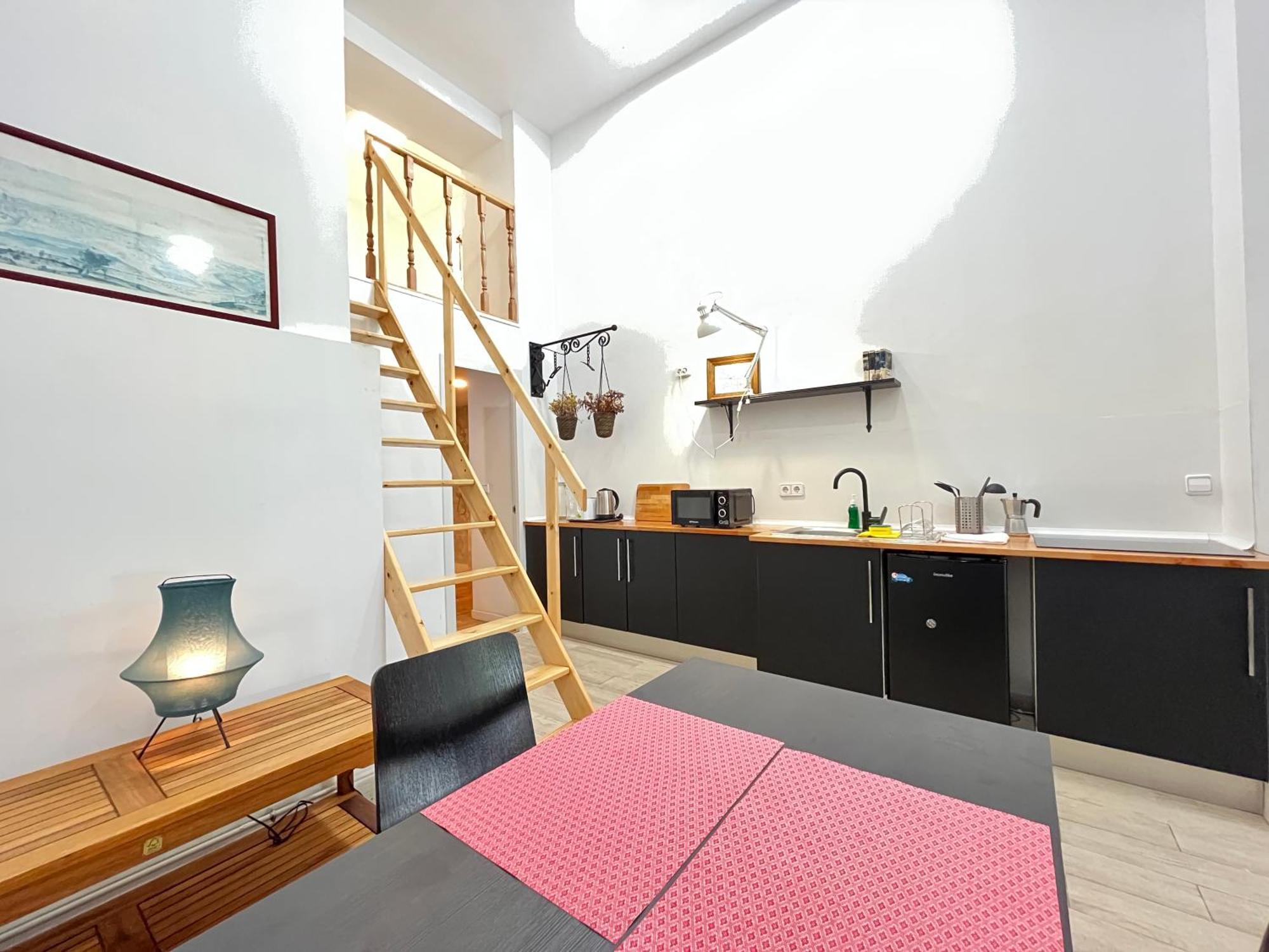 マドリードDuplex Manzanares Izq Amarillo Temporalアパートメント エクステリア 写真